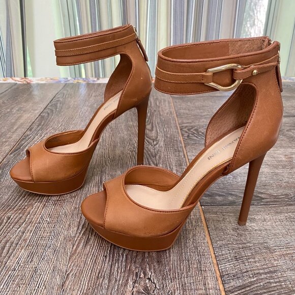 Gianni Bini Leather Ankle Strap Heel Size 6.5 Brown 5 in Zip Back Platform - Picture 14 of 16